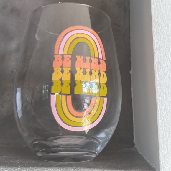 4/$10 NWT Be Kind Stemless wine glass - Picture 1 of 4